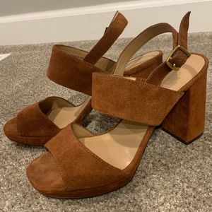 Brown suede Banana Republic high heel shoes